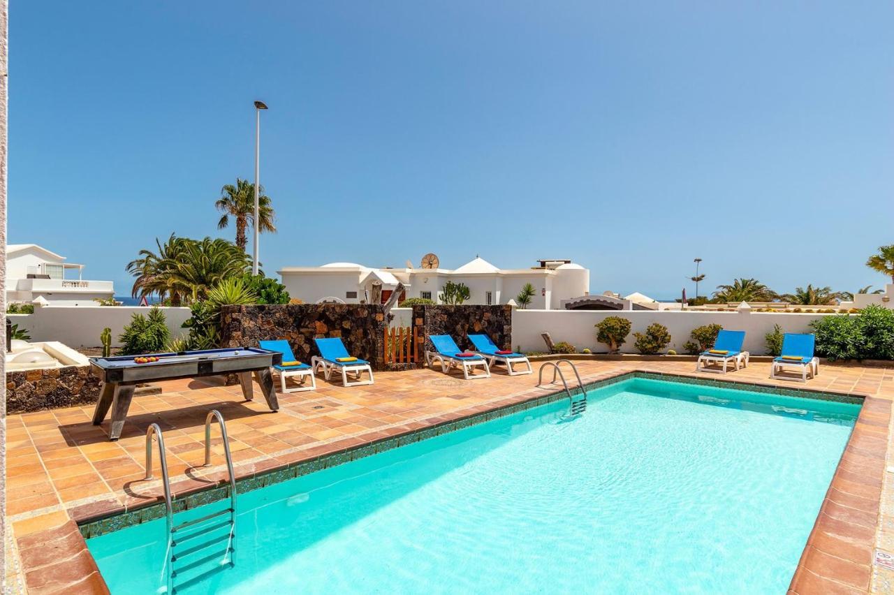 Villa Nikki By Villa Plus Пуэрто дель Кармен Экстерьер фото